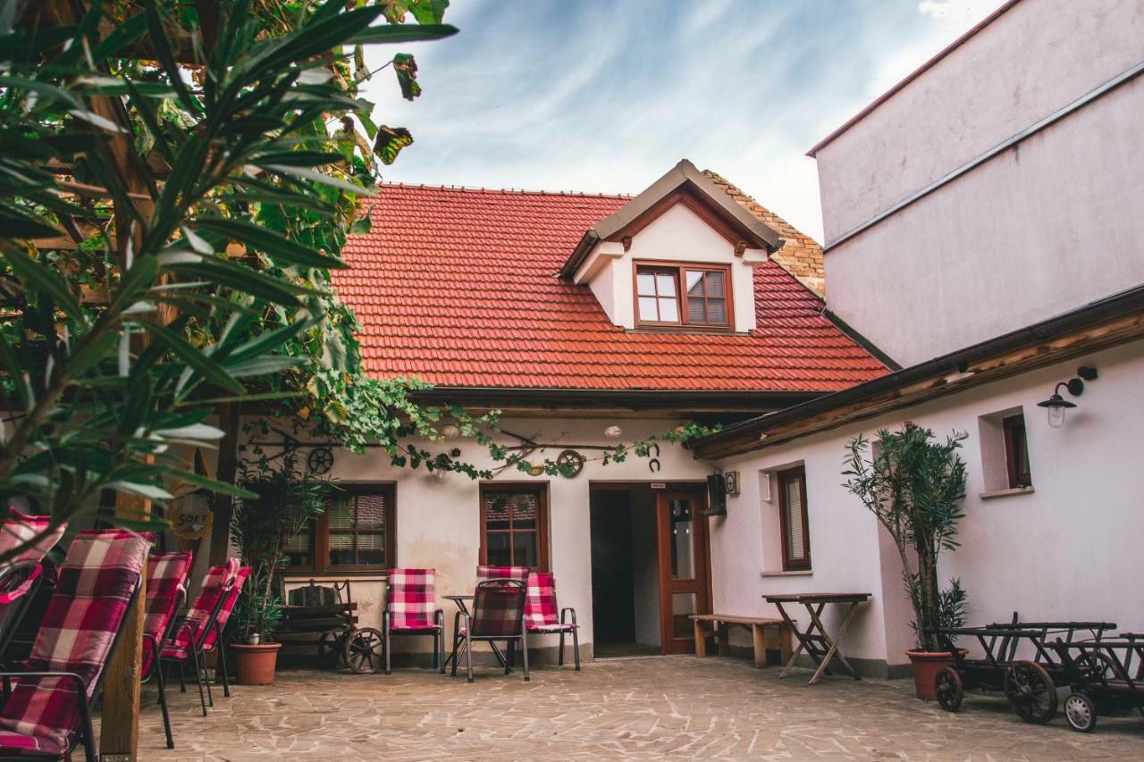 Apartmán Alva 3 Mikulov Kültér fotó